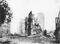 Guernica na het bombardement / Bron: Das Bundesarchiv, Wikimedia Commons (CC BY-SA-3.0)
