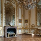 Rococo-meubelen in een modern interieur