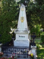 Het ere-graf van Ludwig van Beethoven / Bron: Daderot, Wikimedia Commons (CC BY-SA-3.0)