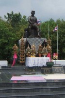 Monument voor koning Naresuan  / Bron: Media lib , Wikimedia Commons (CC BY-SA-3.0)