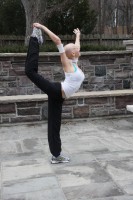 ondanks haar ziekte oefent ze weer voor het kunstschaatsen / Bron: Riley Allison van Carleys Angels