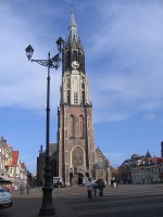 De Nieuwe Kerk te Delft, waar de meeste leden van het Huis van Oranje-Nassau bijgezet zijn in de koninklijke grafkelders. / Bron: Rob Koster, Wikimedia Commons (CC BY-SA-3.0)
